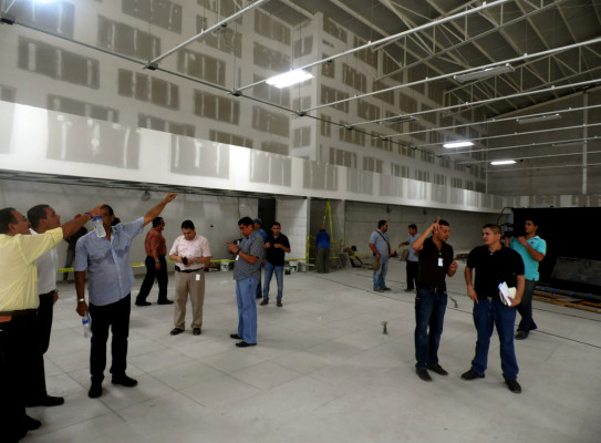 La Colonia y Diunsa abrirán en noviembre