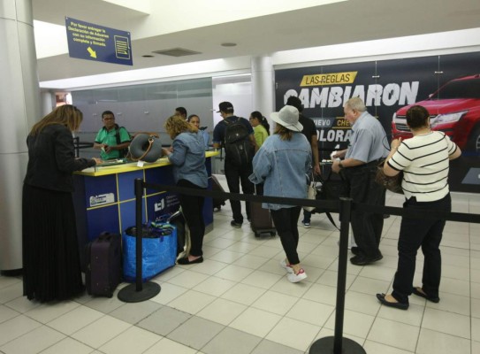España no pedirá visado a hondureños que viajen a la Madre Patria