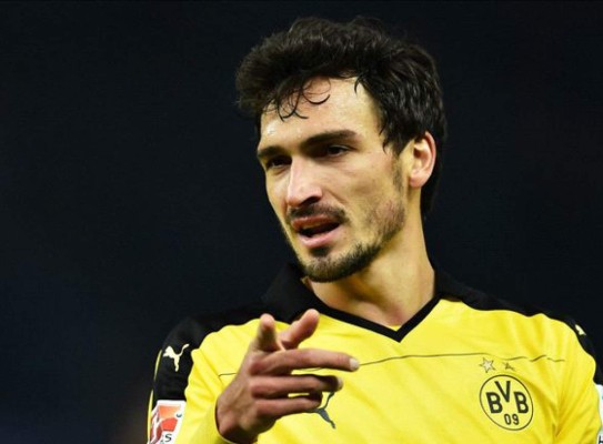 Hummels jugaría con el Bayern Múnich la próxima temporada