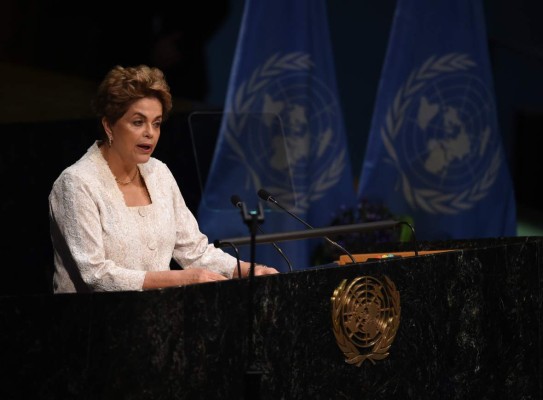 Presidenta Rousseff evita hablar de 'golpe” ante la ONU