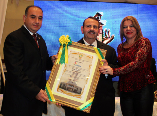 Orgullo, liderazgo y elegante cita