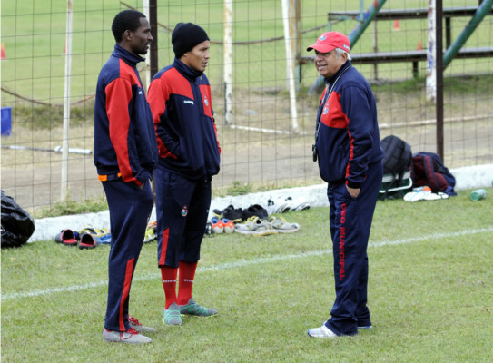 'Rambo' de León: 'Espero darle alegrías a la gente en Guatemala'