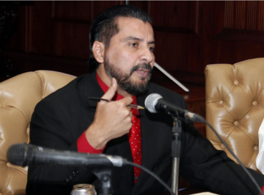 Tres casos de corrupción sacuden gestión de Juan Carlos Zúniga