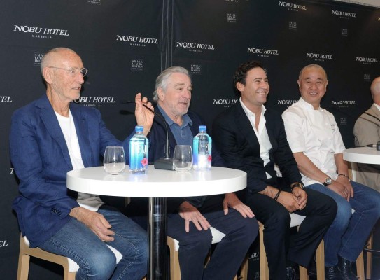 Robert de Niro dice que si Trump va a un restaurante suyo, él se sale