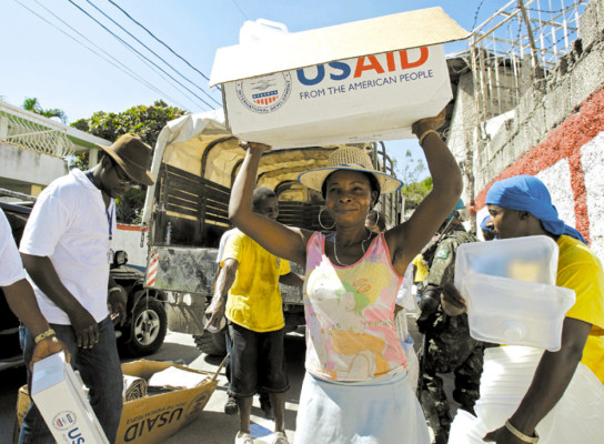 Bill Clinton amplía funciones en Haití