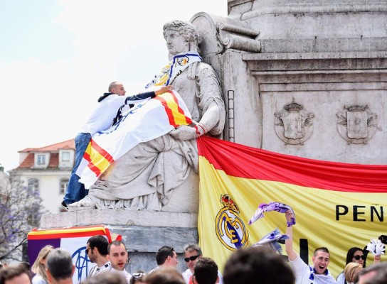 Una invasión española se toma pacíficamente Lisboa antes de la final
