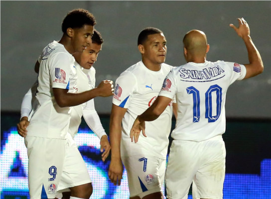 Un doblete de Roger Rojas lidera al Olimpia