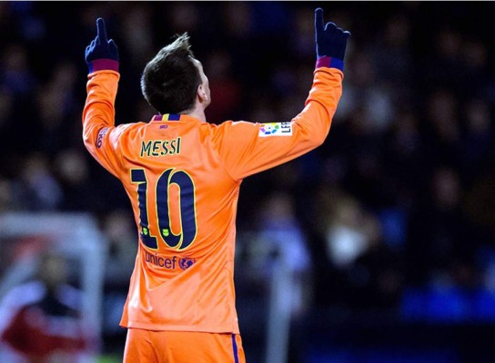 El mejor Messi reapareció en Riazor con un 'hat-trick'