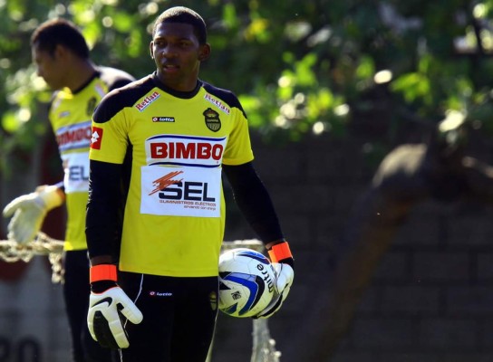 Luis López: 'Trabajando bien podría recuperar la titularidad”