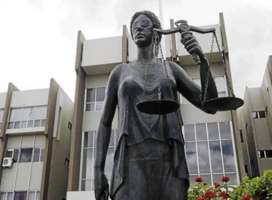 Interponen antejuicio contra magistrada Norma Iris Coto