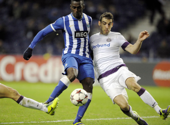 El Porto empata en casa contra Austria Viena y se complica clasificación