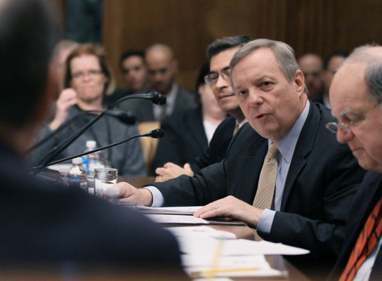 Senador Durbin reclama apoyo republicano a la reforma migratoria