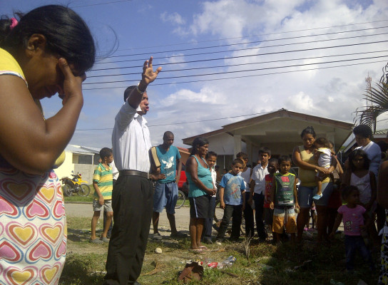 'Sentí que Dios me tocaba los pies y me daba ánimos para salir”