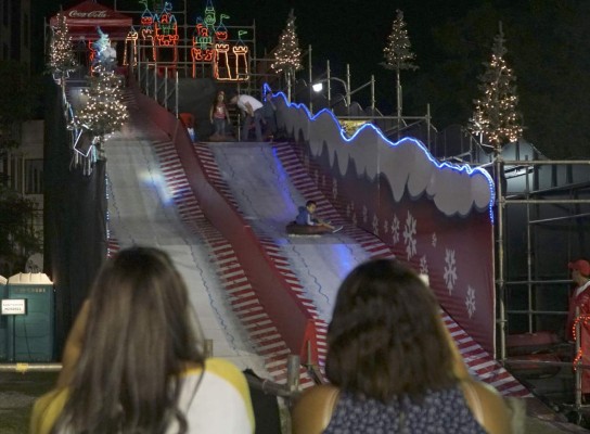 Llega a San Pedro Sula la magia de la Villa Navideña