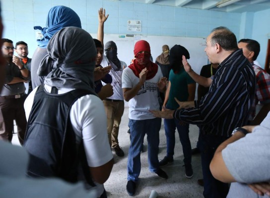 Incierta la elección de nuevas autoridades en la universidad