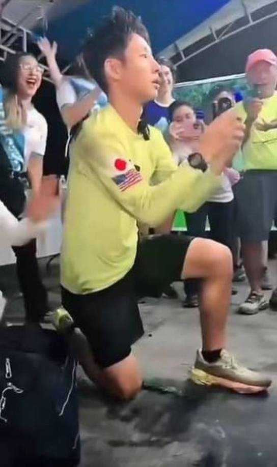 Según dijo, comenzó con un simple mensaje en <b>Instagram</b>.