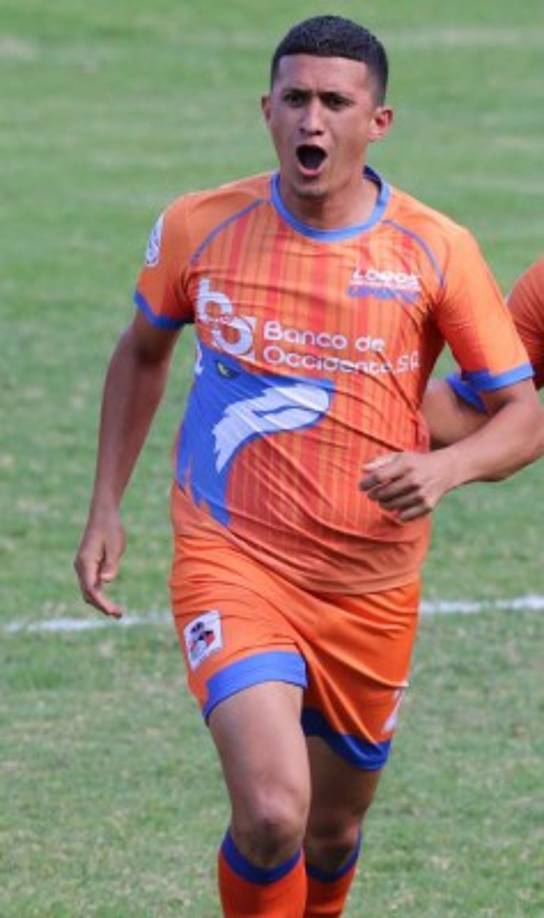 Rigoberto Padilla: El mediocampista es otro de los que no se hizo presente en el inicio de pretemporada de la UPN, todavía tiene contrato.