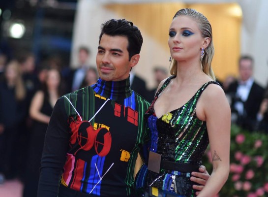 Sophie Turner y Joe Jonas debutan como esposos en la Met Gala 2019