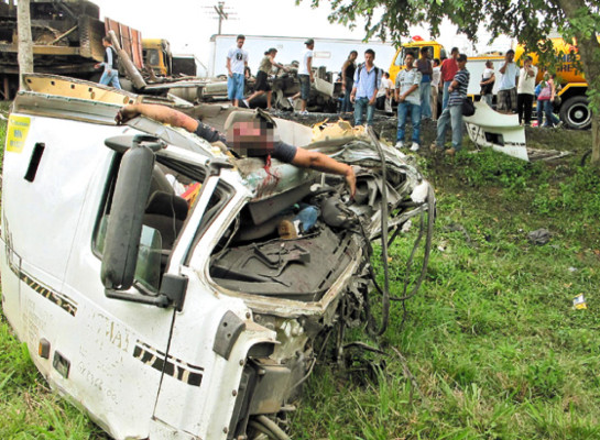 Honduras: Identifican a 6 víctimas de choque