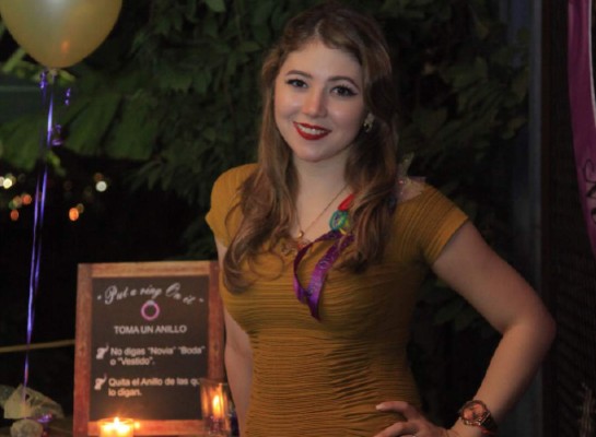 Despedida para Mónica Theodoracópulos