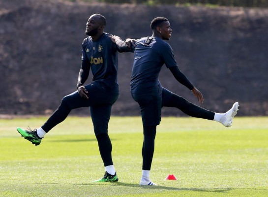 El Barcelona llega a Old Trafford después de tres avisos en cuartos