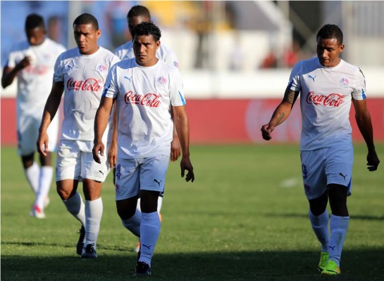 Ferrari responsabiliza a los jugadores por la derrota ante Marathón