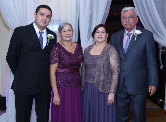 Christian Amaya, Amparo Castellanos, Lesbia Espinoza y Raúl Espino.