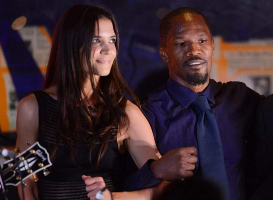 Katie Holmes y Jamie Foxx disfrutan su amor en México