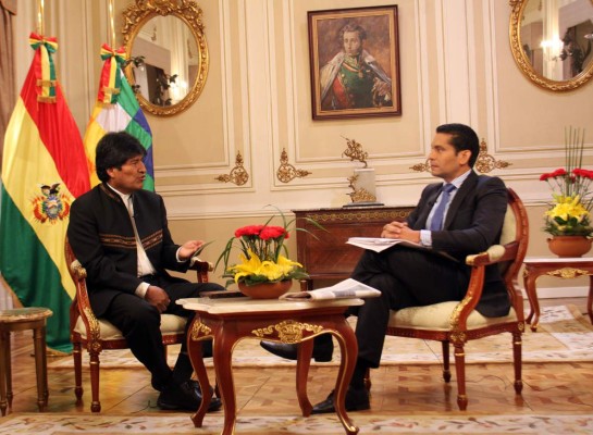 Evo llama 'cubano gusano' a Cala y así le respondió el periodista