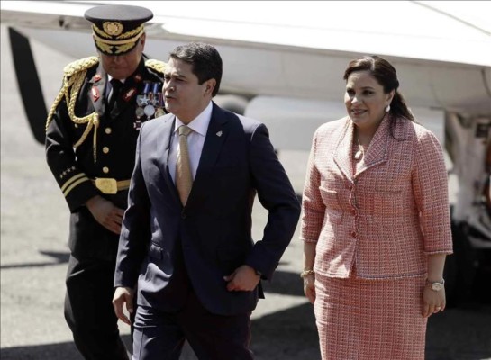 Primera dama de Honduras visitará a menores en albergues de EUA