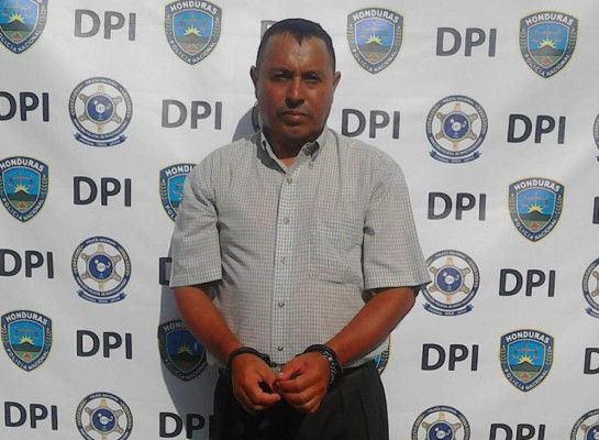 Capturan a maestro por actos de lujuria