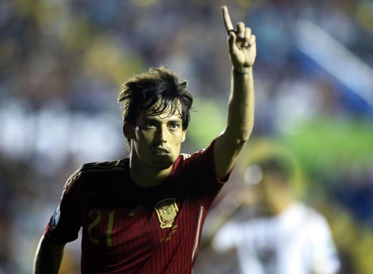 España recupera la confianza con goleada a Macedonia