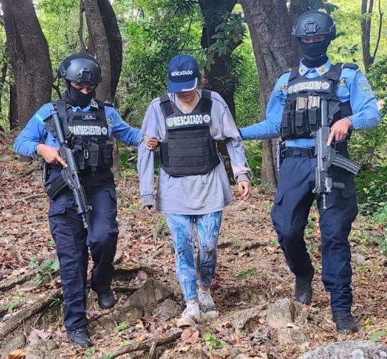 Rescatan a comerciante secuestrada y capturan a cinco sospechosos