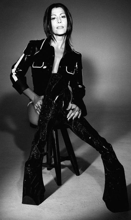 Para finalizar la cantante agrego “Yo creo que cuando tú conoces bien tu fondo, ahora sí, sales... Sí, he tocado fondo. Lo bueno es que he podido tocar fondo y pedir ayuda”.