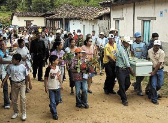 Justicia claman familias