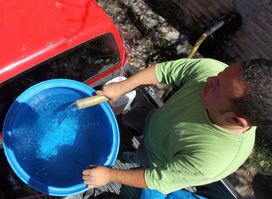 Sanaa solo dará agua potable a capitalinos dos días a la semana