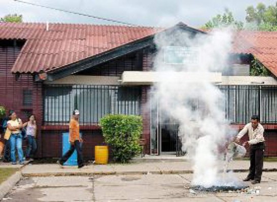 Actos vandálicos en la matrícula de la UPN en La Ceiba