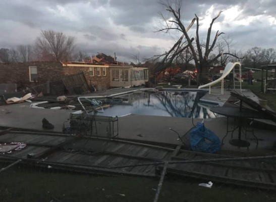 Cadena de tornados afecta el sur de Estados Unidos