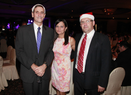 Escuela Internacional Sampedrana festeja la Navidad