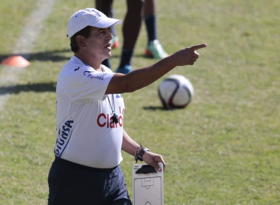 Pinto sobre rumor de llegar a Chile: 'No se de dónde salió'