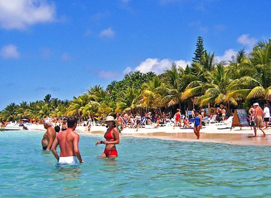 Promueven destinos turísticos hondureños