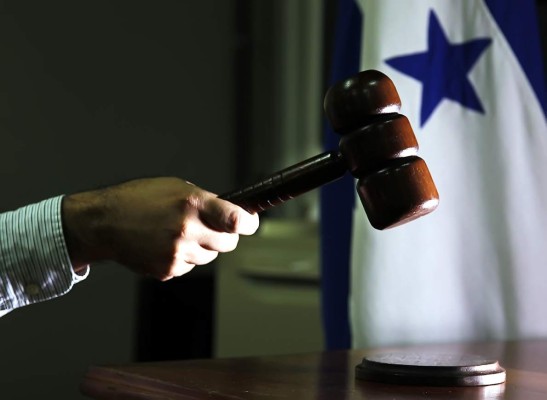 Unos 300 mil hondureños esperan una condena