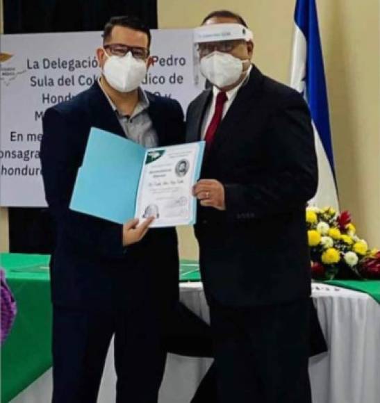 En noviembre de 2020 el doctor Cándido Mejía recibió un reconocimiento de la junta directiva del Colegio Médico de Honduras por celebrar 25 años de trayectoria y ejercicio profesional en el país.<br/>
