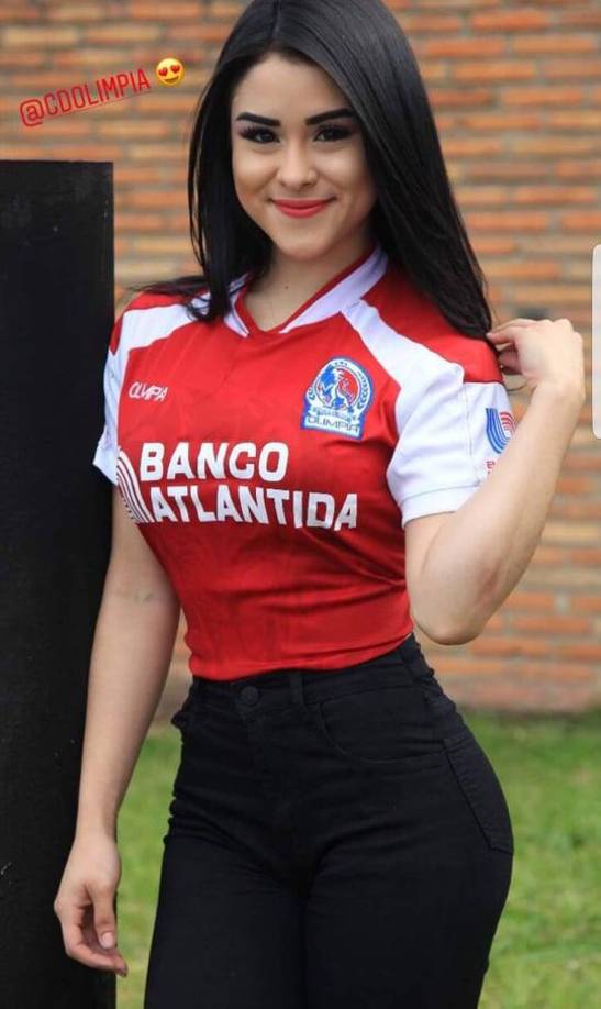 Onice Flores: La influencer hondureña ha expresado en reiteradas ocasiones su sentimiento al Olimpia.