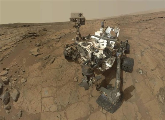 Robot Curiosity cumple un año marciano