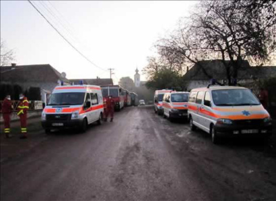 Evacúan la zona del vertido en Hungría