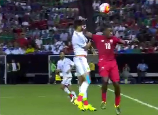 VIDEO: Luis Tejada expulsado, ¿ayuda a México?