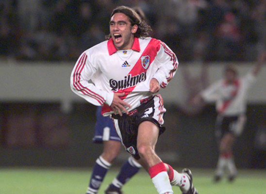 Sorín cuelga los botínes