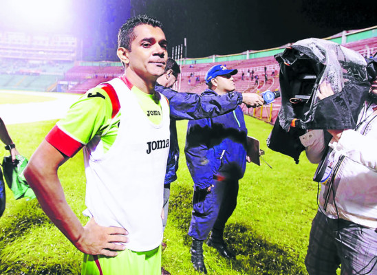 Afición motagüense hizo llorar a Amado Guevara