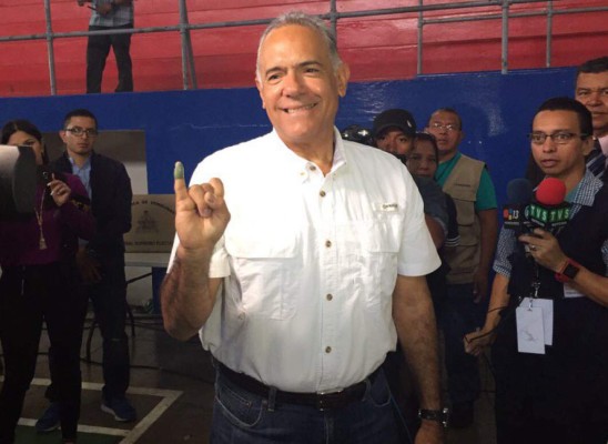 Así votaron los 'tiburones' de la política en Honduras